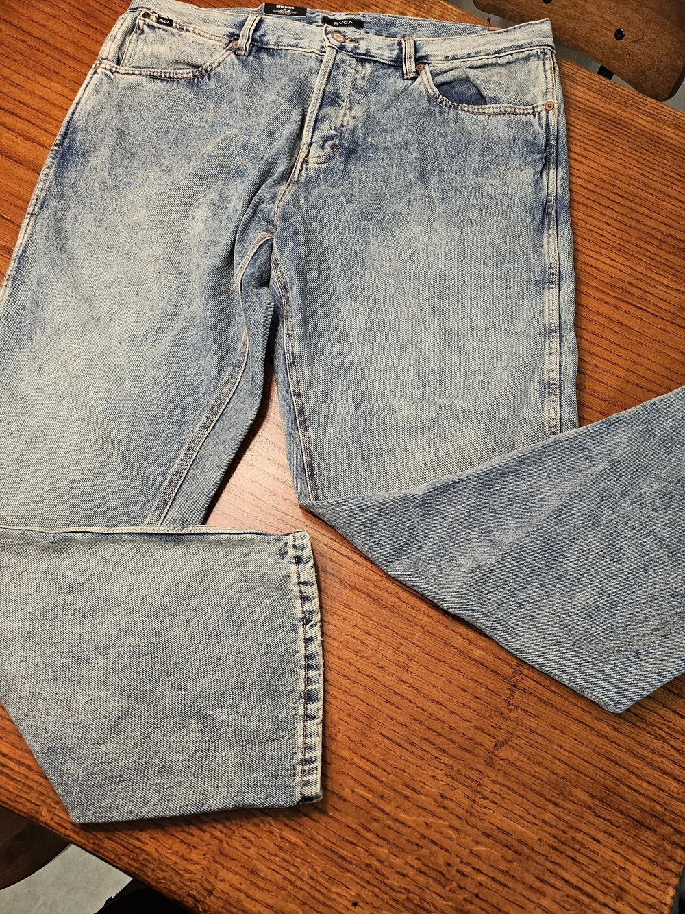 RVCA Light Blue Washed Men’s Jeans